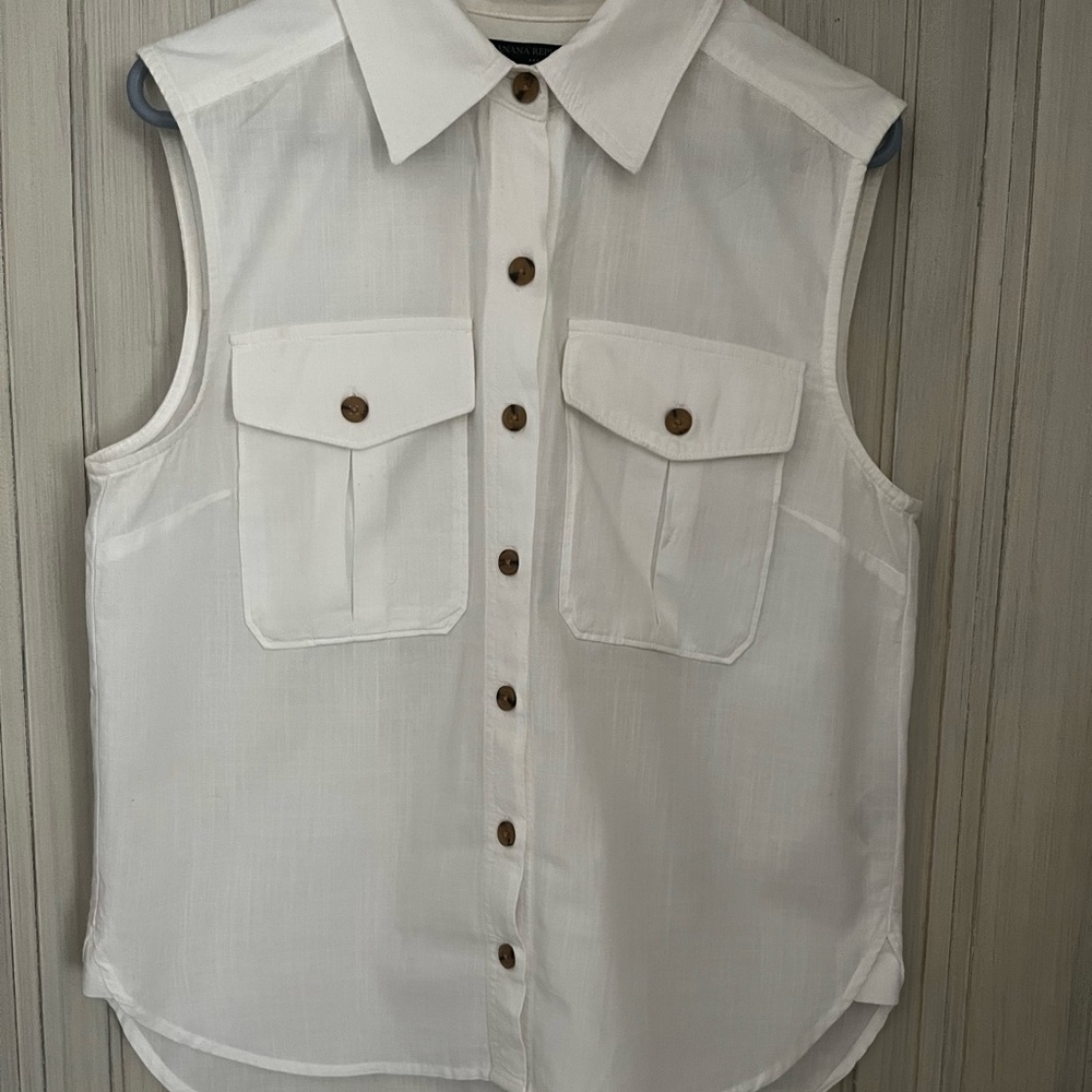 Banana Republic White Size Small Button-Down Crisp Cotton Shirt